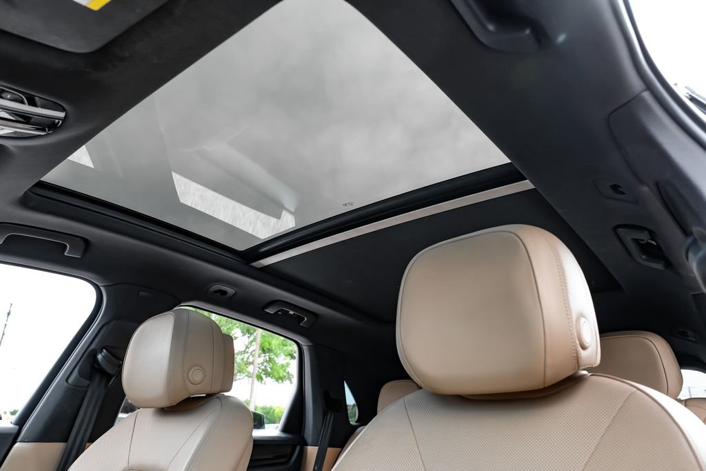 Used 2021 Porsche Cayenne AWD/4WD image 21