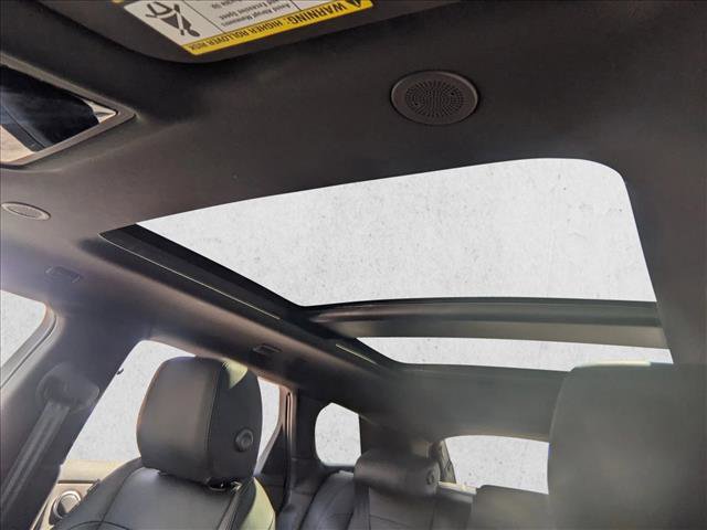 Used 2025 Land Rover Range Rover Evoque S image 14