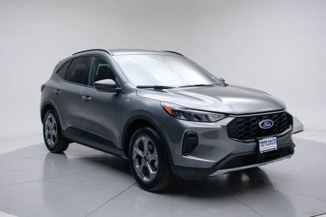 Used 2025 Ford Escape ST-Line FWD image 10