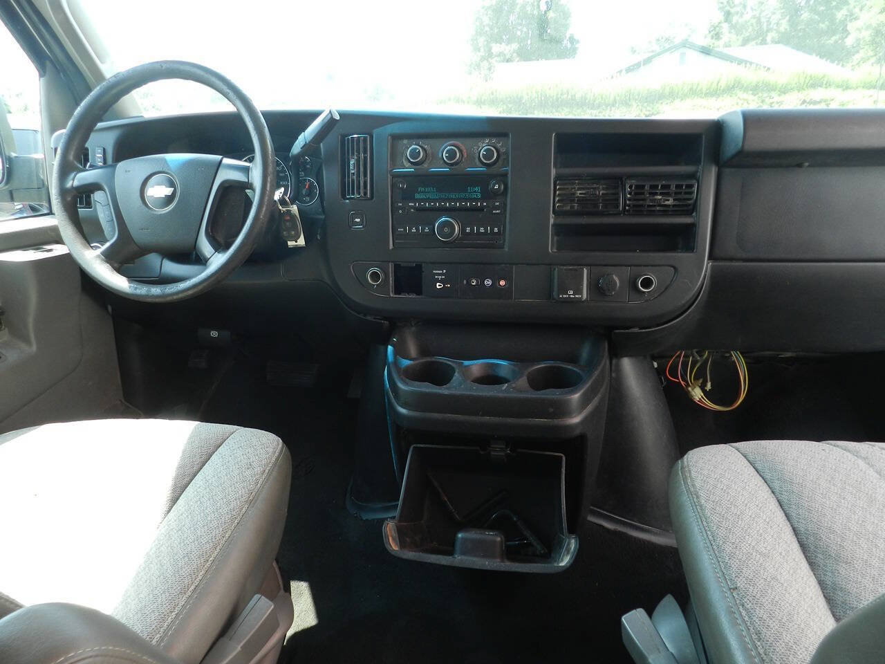 Used 2016 Chevrolet Express 3500 LT w/ LT Preferred Equipment Group RWD image 13