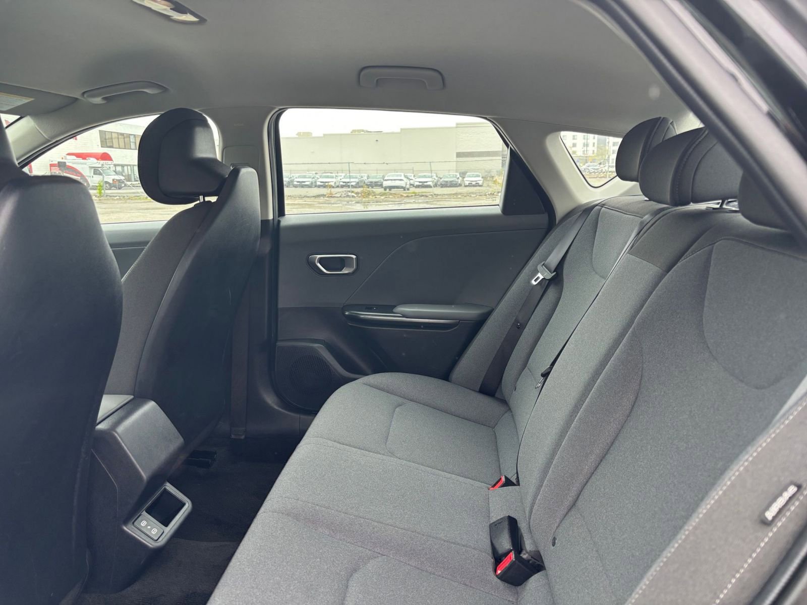 Used 2025 Kia K4 FWD image 23