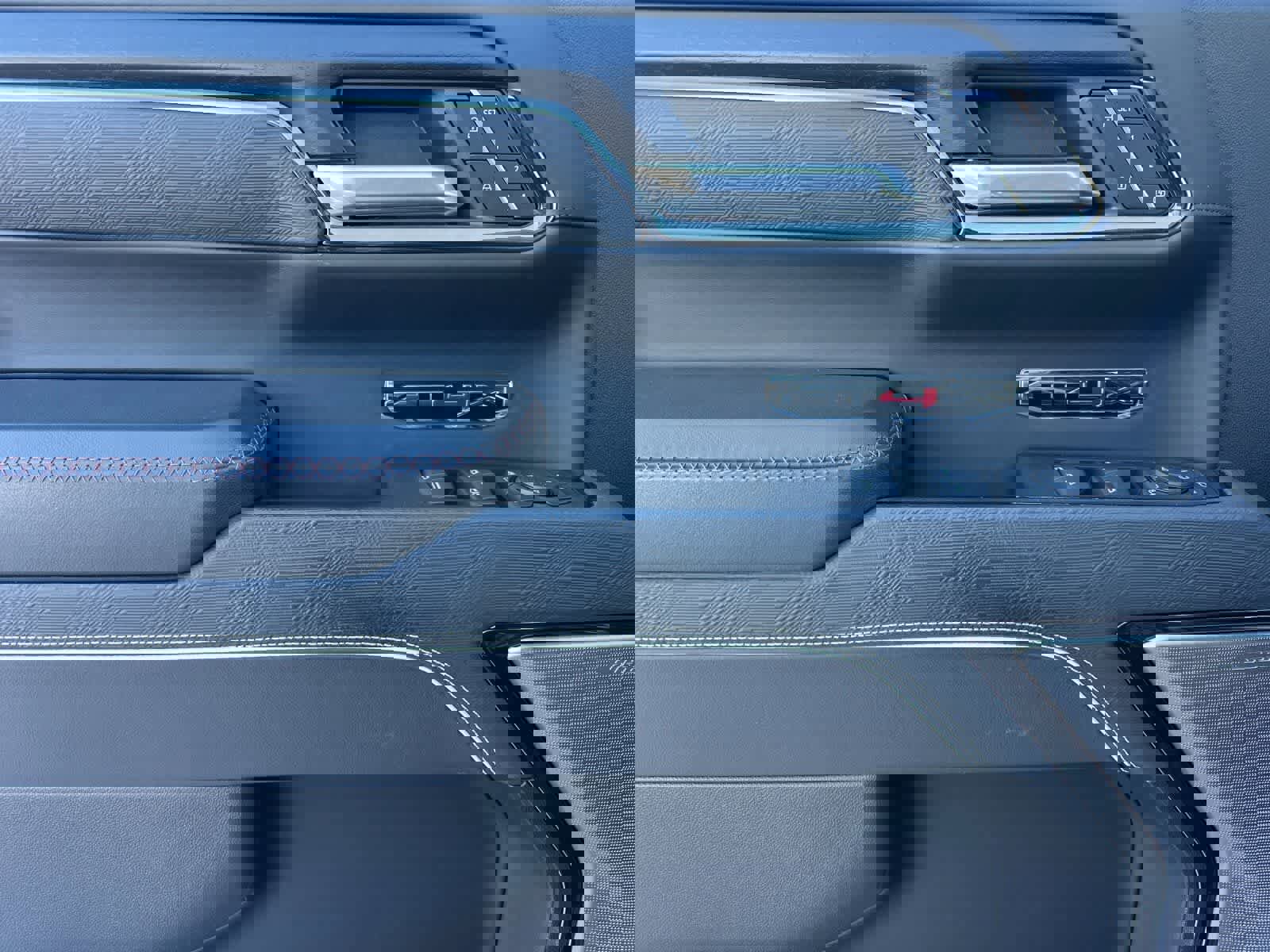 Used 2024 GMC Sierra 1500 AT4X w/ AT4X AEV Edition AWD/4WD image 12