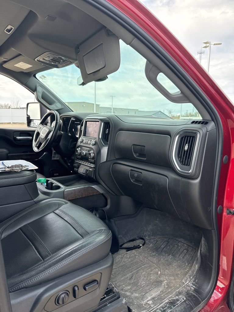 Used 2020 GMC Sierra 3500 Denali w/ Denali Ultimate Package AWD/4WD image 16