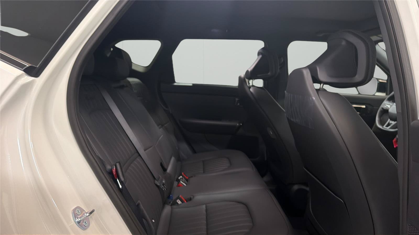 New 2027 Kia Seltos X-Line S w/ X-Line S Premium Package AWD/4WD image 13