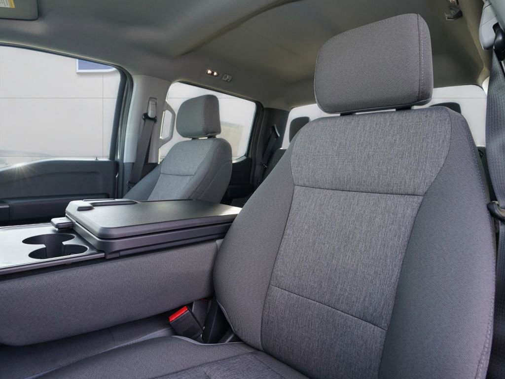 New 2025 Ford F150 XL w/ Equipment Group 103A High image 10