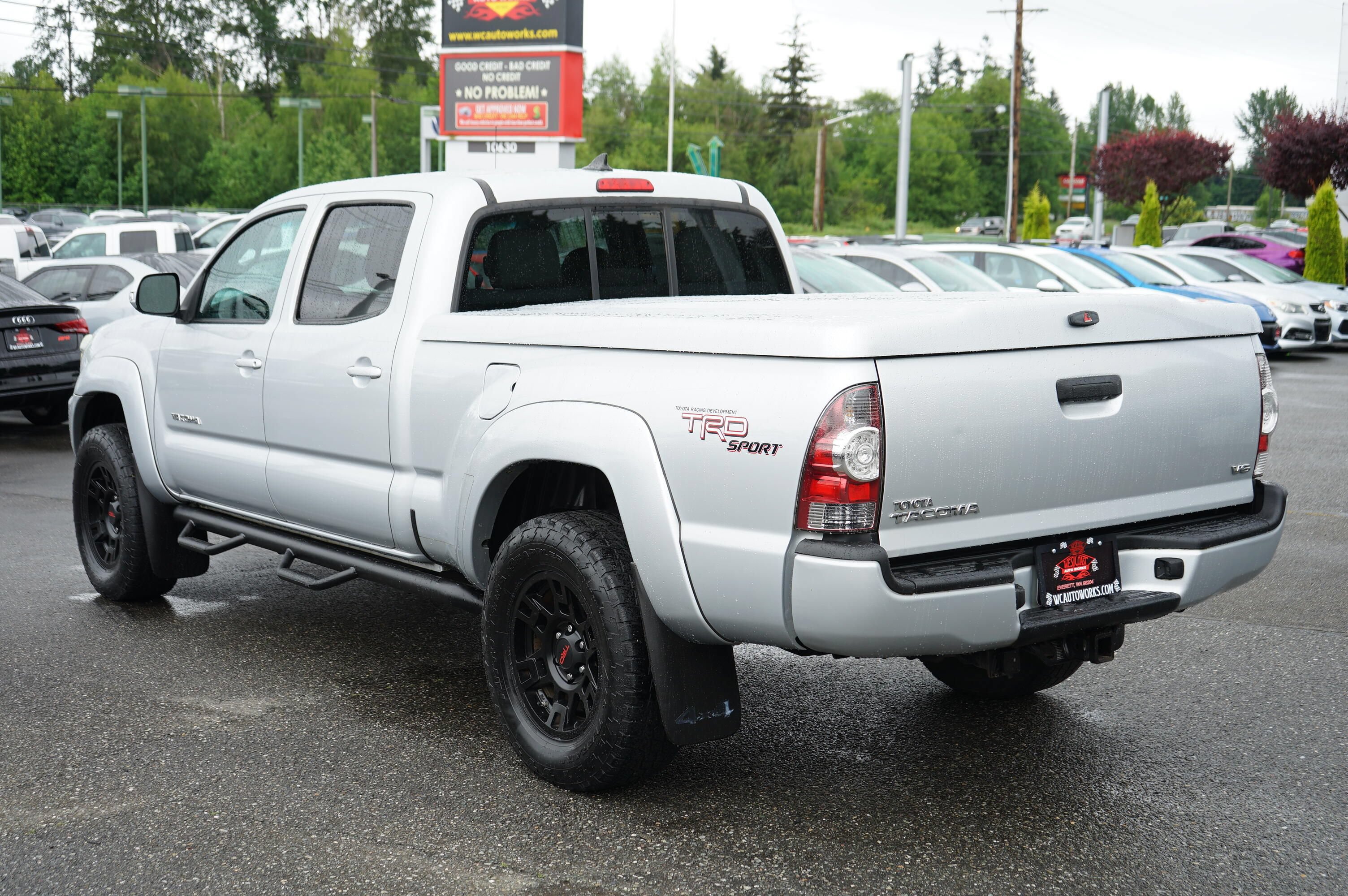 Used 2013 Toyota Tacoma 4x4 Double Cab w/ TRD Sport Pkg image 3