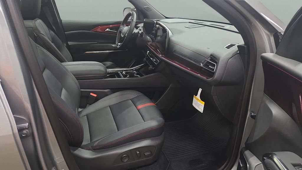New 2026 Chevrolet Traverse RS FWD image 26