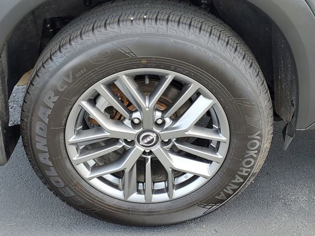 Used 2022 Nissan Rogue S AWD/4WD image 5
