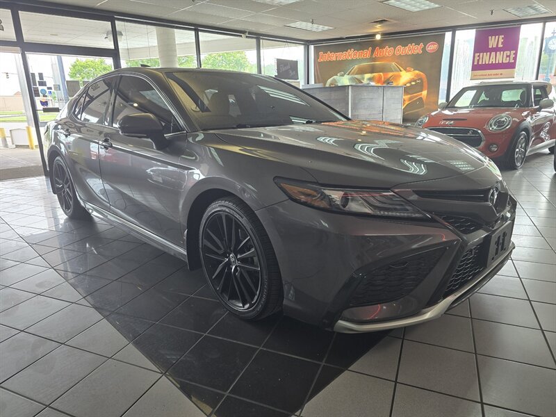 Used 2023 Toyota Camry XSE w/ Navigation Package FWD image 3