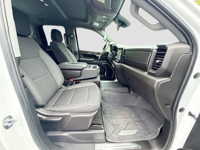 Used 2023 Chevrolet Silverado 1500 LT AWD/4WD image 36