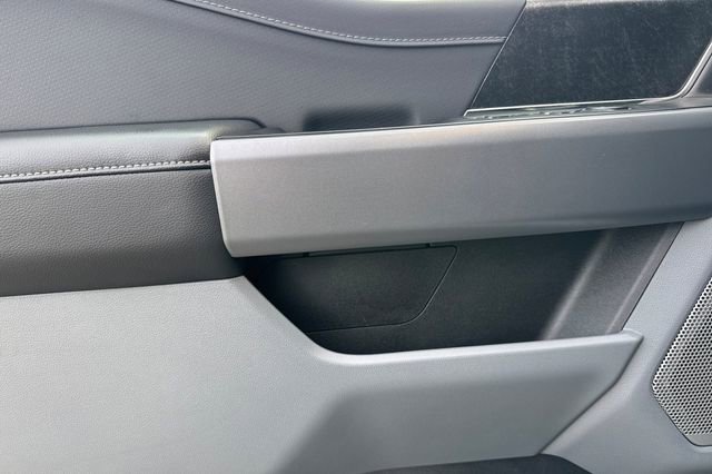 Used 2024 Ford F150 Lightning Flash image 11