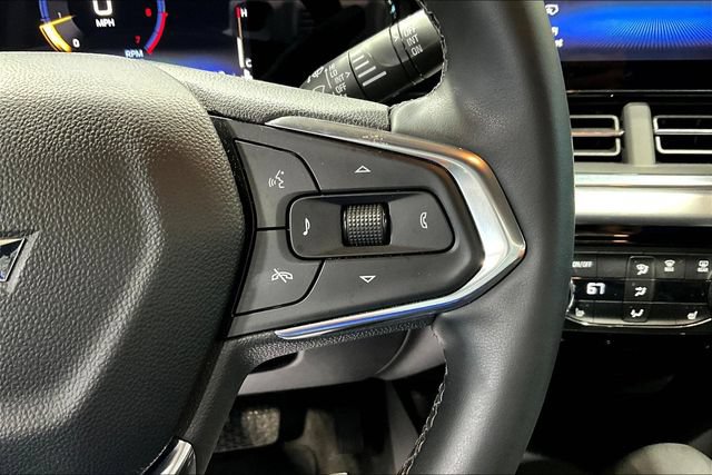 Used 2025 Chevrolet Trax LT w/ Driver Confidence Package FWD image 11
