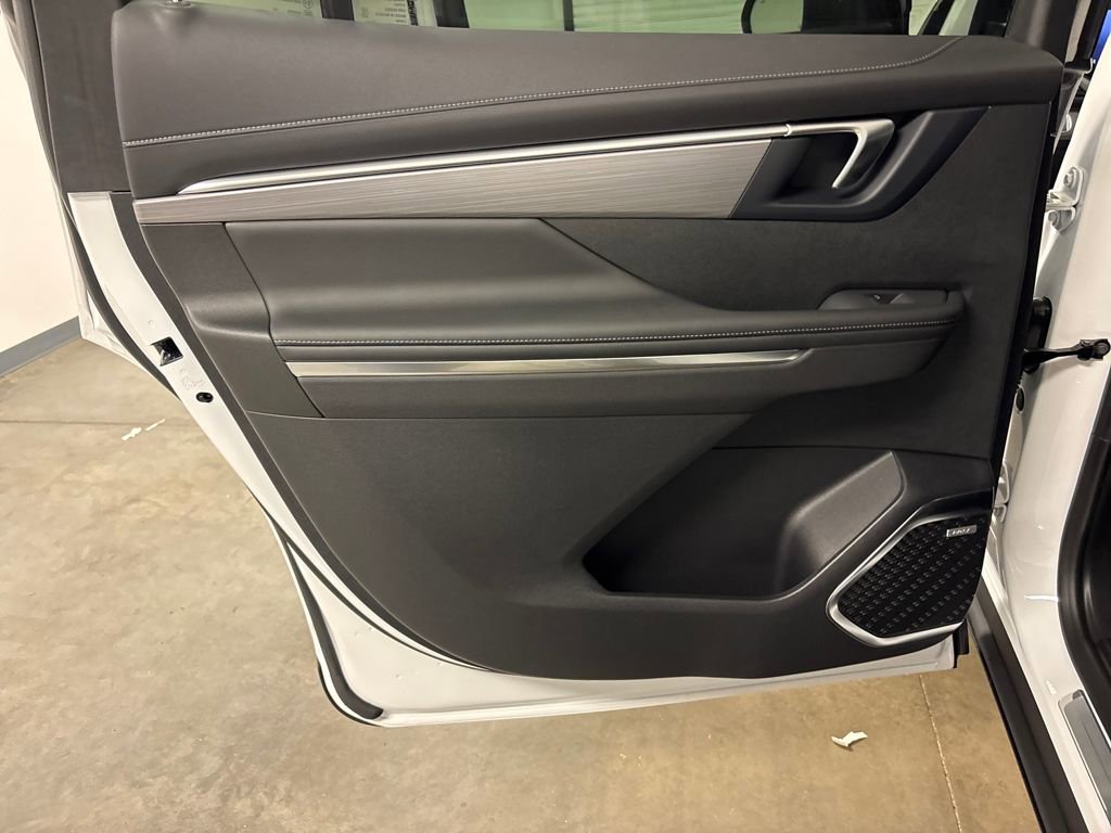 New 2026 Buick Enclave Preferred w/ Power Package image 29