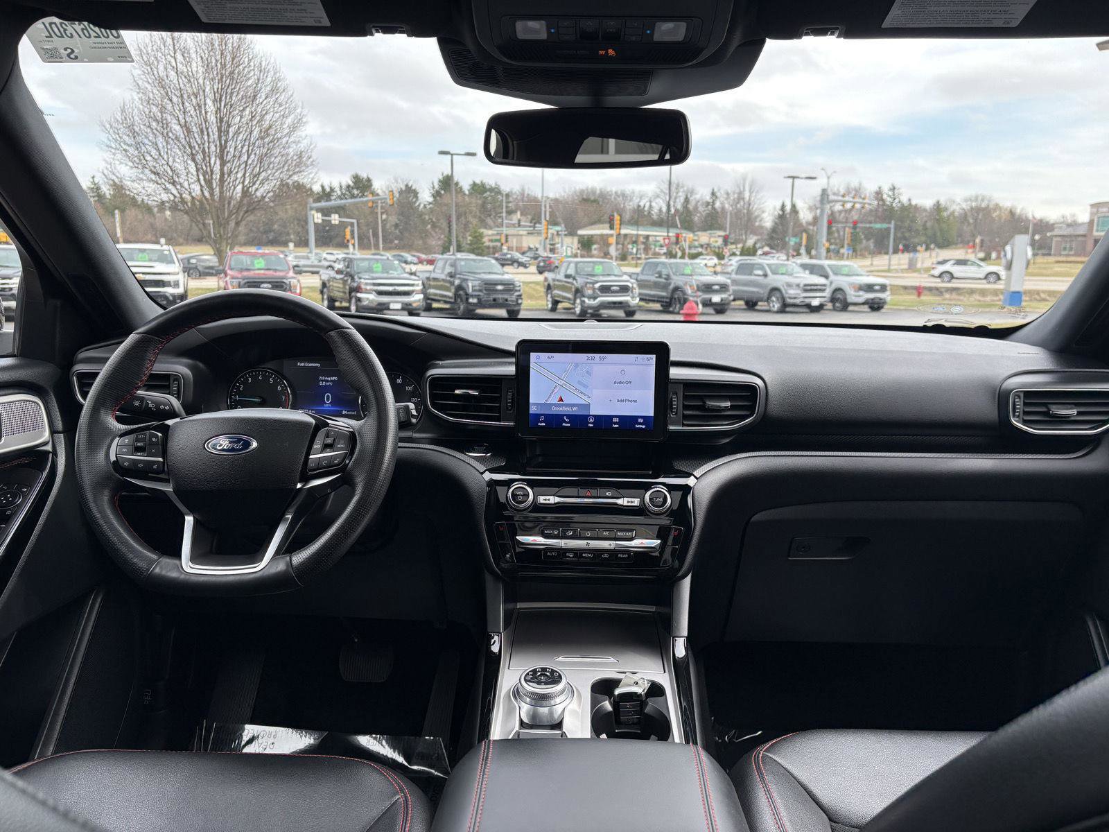 Certified 2022 Ford Explorer ST-Line w/ Class IV Trailer Tow Package image 8