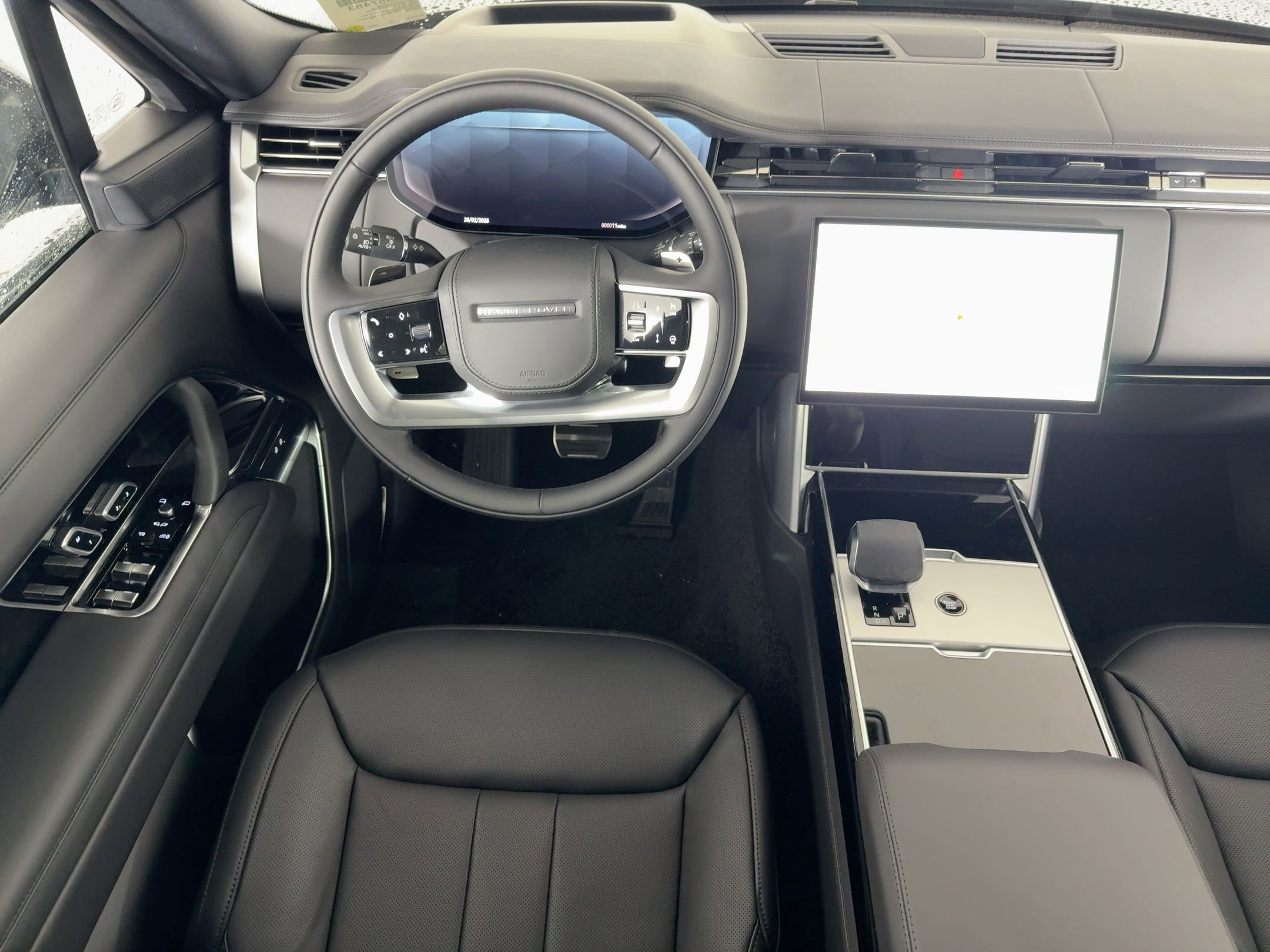 New 2026 Land Rover Range Rover Long Wheelbase SE AWD/4WD image 26