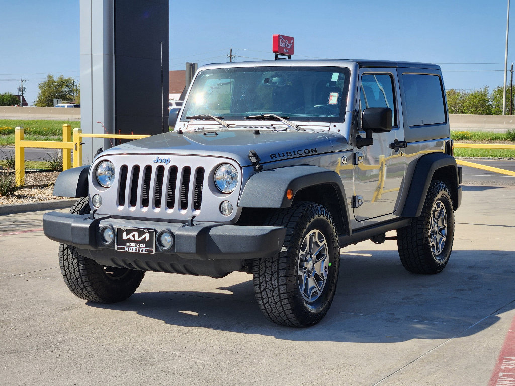 Used 2015 Jeep Wrangler Rubicon w/ Power Convenience Group image 3