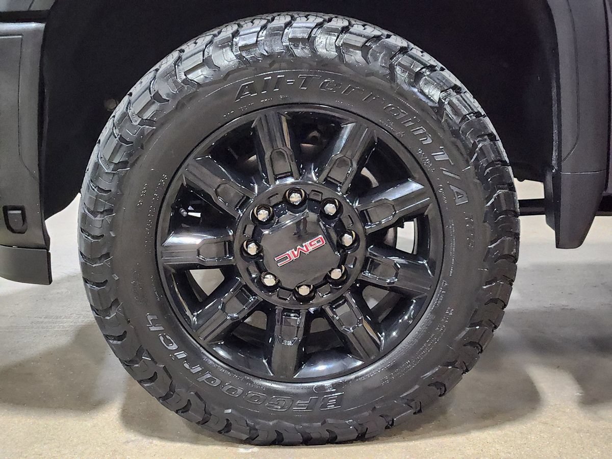 Used 2024 GMC Sierra 2500 AT4 w/ AT4 Premium Plus Package AWD/4WD image 29