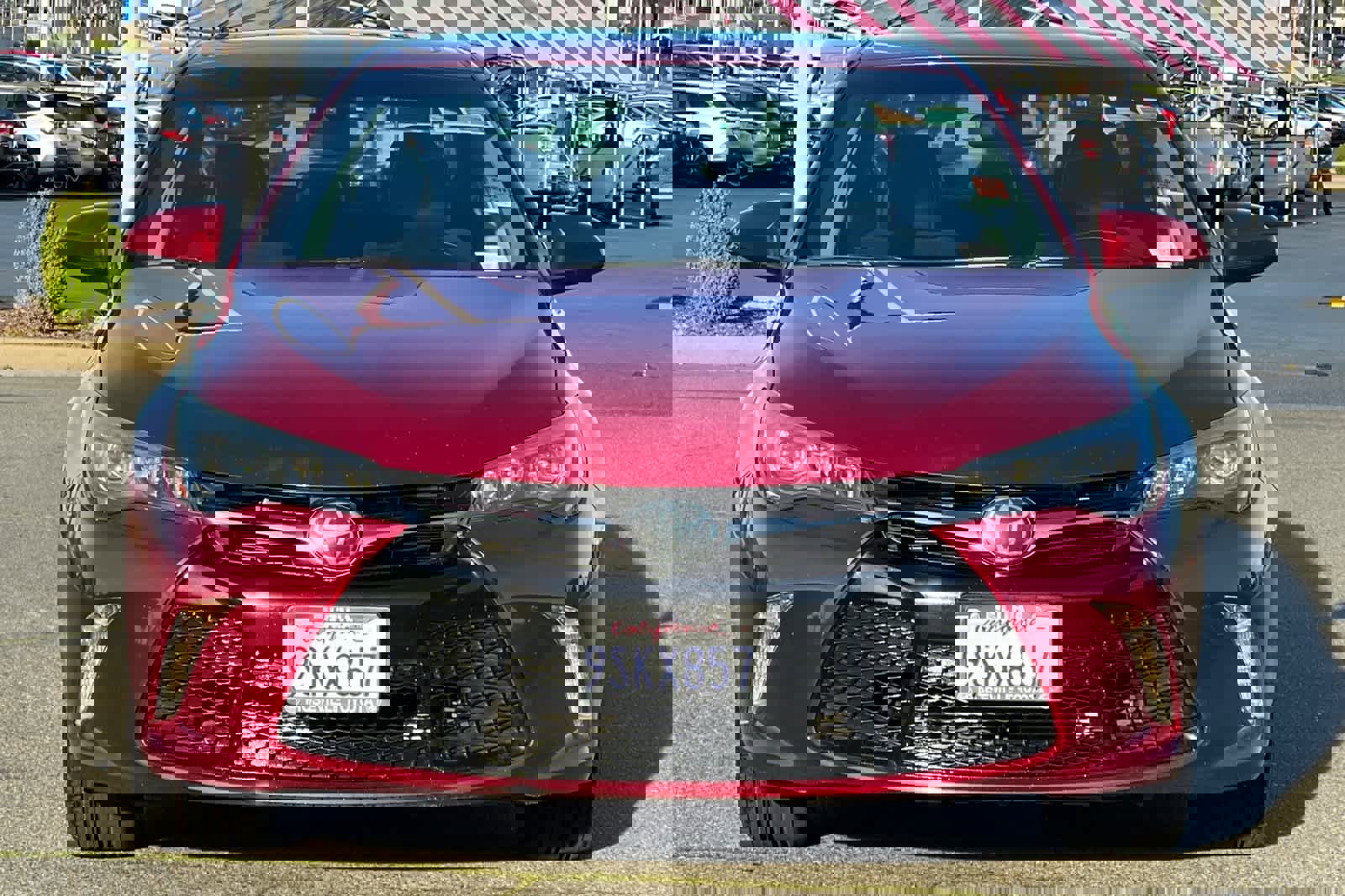 Used 2015 Toyota Camry XSE w/ Advanced Technology Package image 10