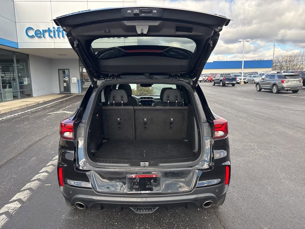 Used 2022 Chevrolet TrailBlazer RS w/ Sun and Liftgate Package image 14