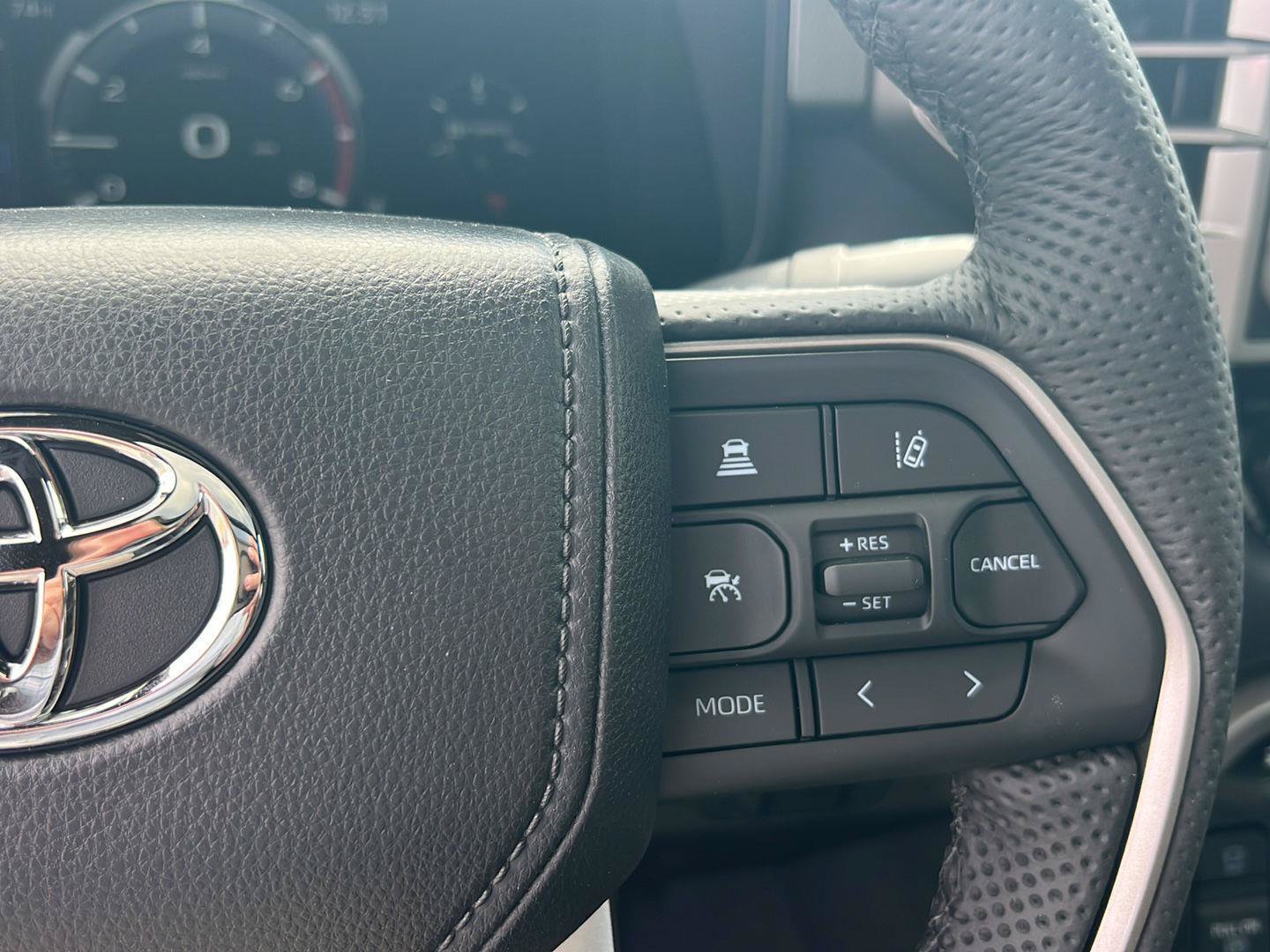New 2026 Toyota Tundra Limited AWD/4WD image 22