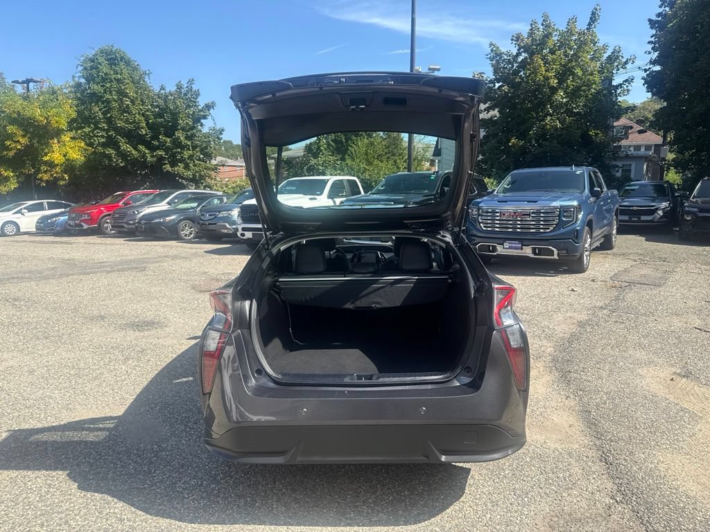 Used 2018 Toyota Prius Four Touring w/ Premium Convenience Package FWD image 6