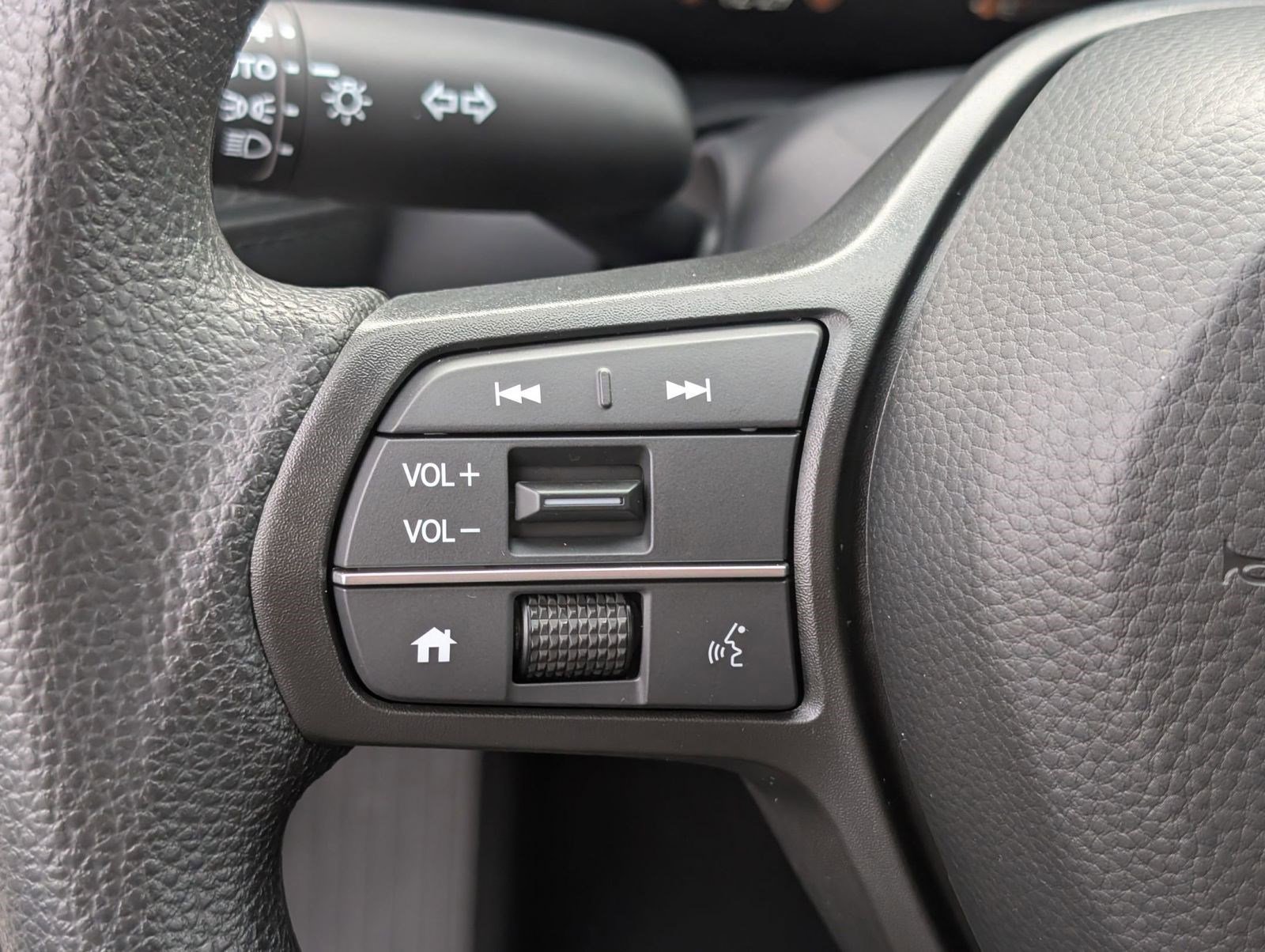 New 2026 Honda HR-V LX image 14