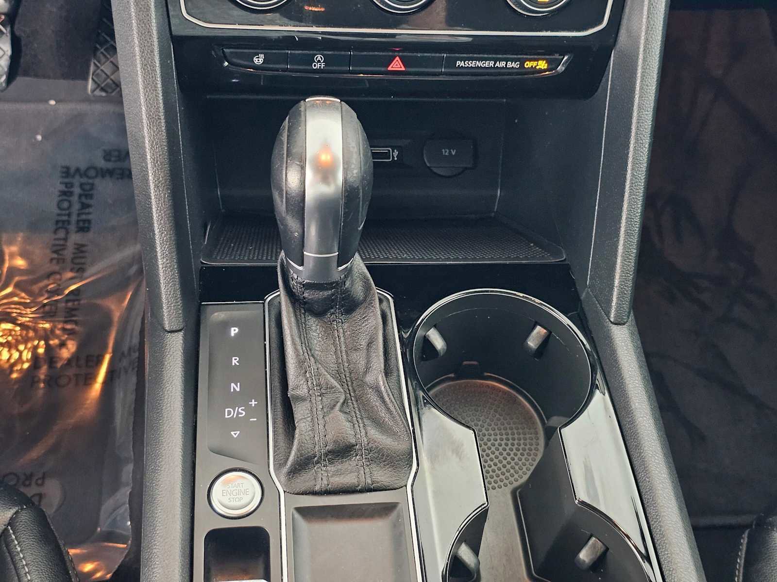 Used 2019 Volkswagen Atlas SEL FWD image 32