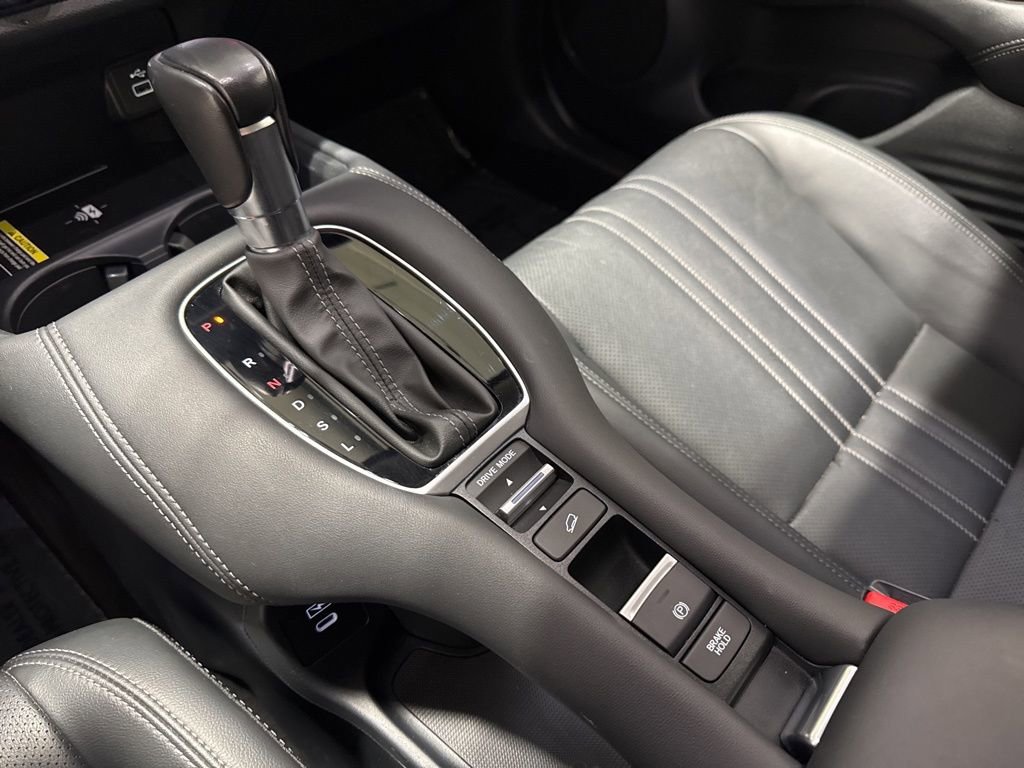 Used 2024 Honda HR-V EX-L image 11