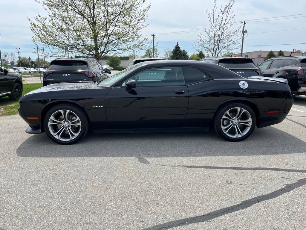 Used 2021 Dodge Challenger R/T image 4