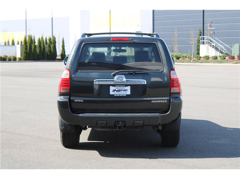 Used 2007 Toyota 4Runner SR5 AWD/4WD image 3