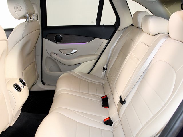 Used 2021 Mercedes-Benz GLC 300 4MATIC image 24