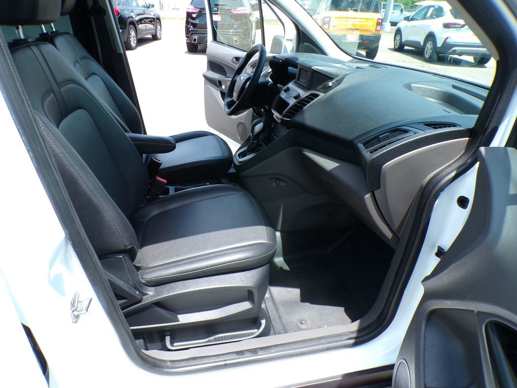Used 2022 Ford Transit Connect XL FWD image 25