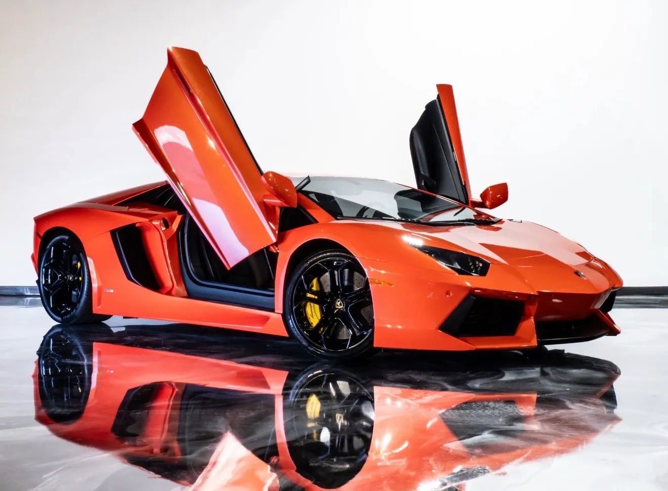 Used 2012 Lamborghini Aventador LP 700-4 image 15