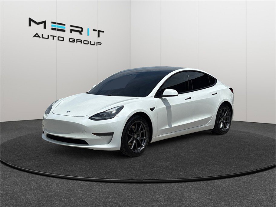 Used 2021 Tesla Model 3 Standard Range Plus RWD image 4