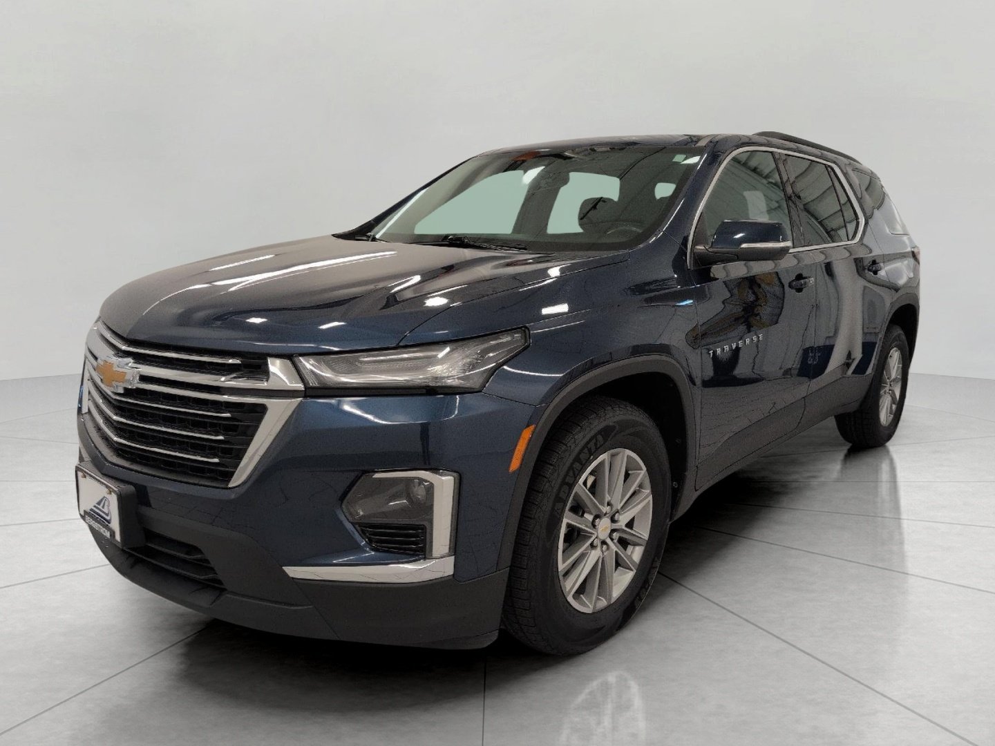 Used 2023 Chevrolet Traverse LT w/ LPO, Floor Liner Package AWD/4WD image 12