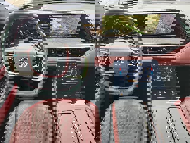 Certified 2025 INFINITI QX80 Autograph w/ Premium Cargo Package image 15