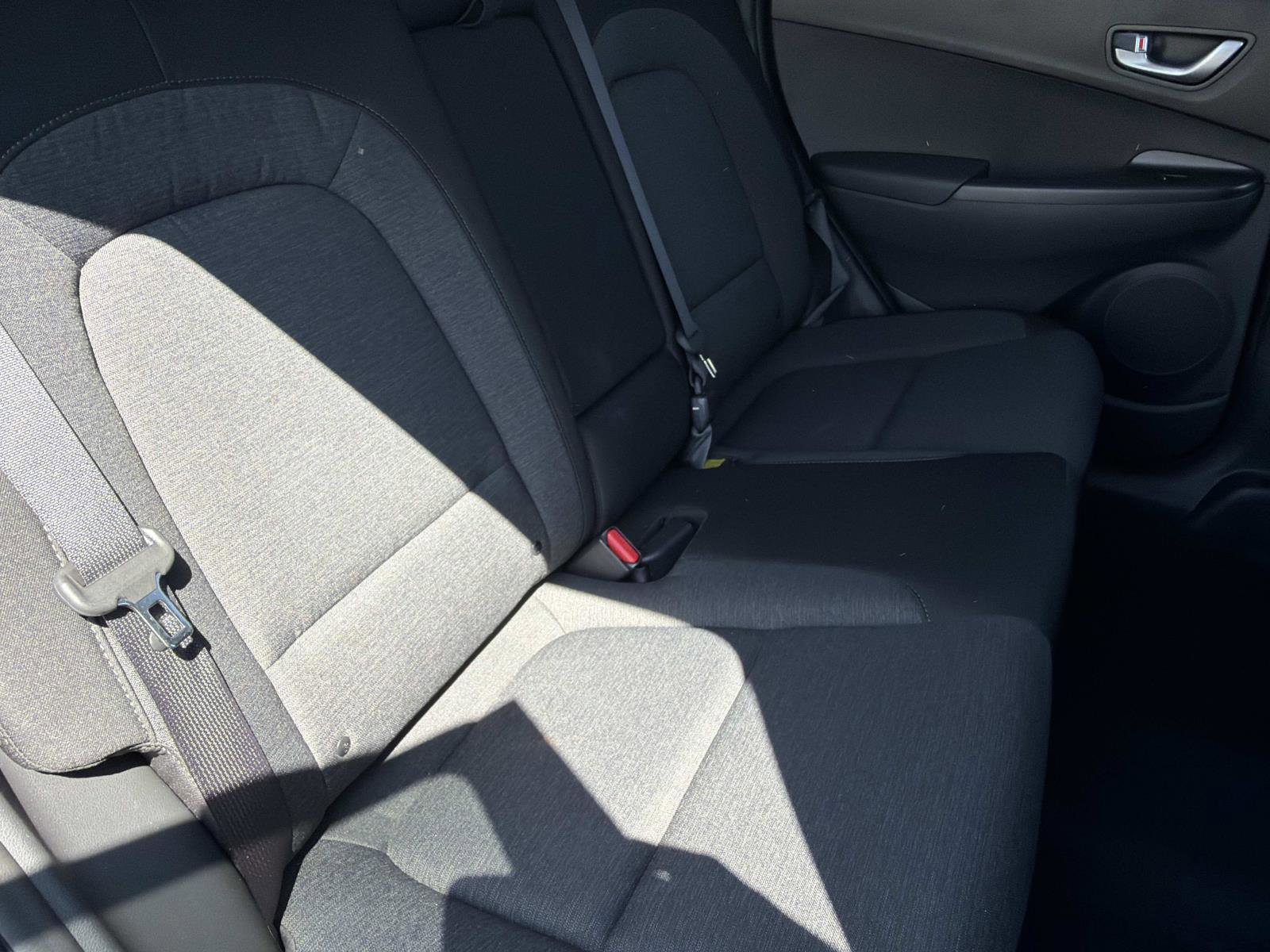 Used 2023 Hyundai Kona SE image 23