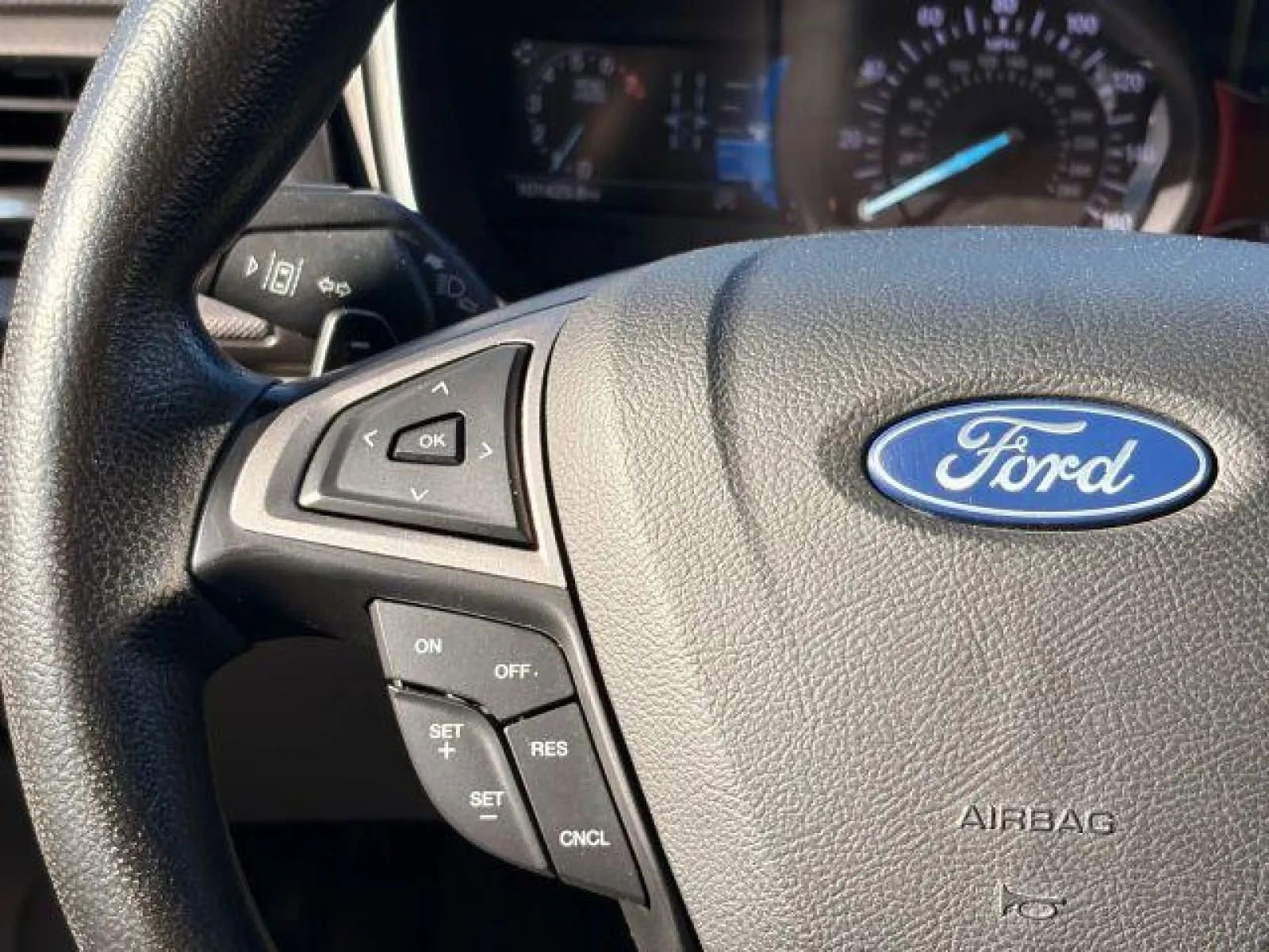 Used 2019 Ford Fusion SE image 23