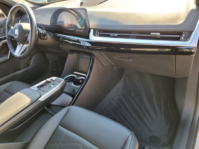 Used 2025 BMW X1 xDrive28i image 18