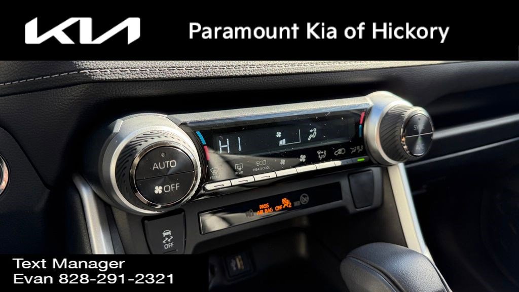 Used 2023 Toyota RAV4 AWD Hybrid image 11