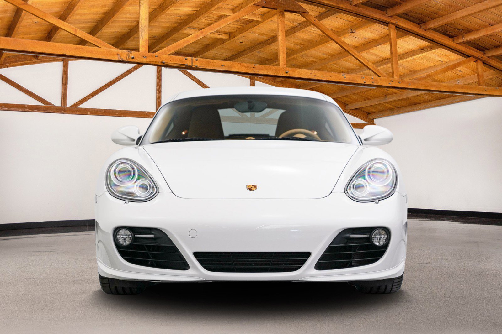 Used 2010 Porsche Cayman S image 2