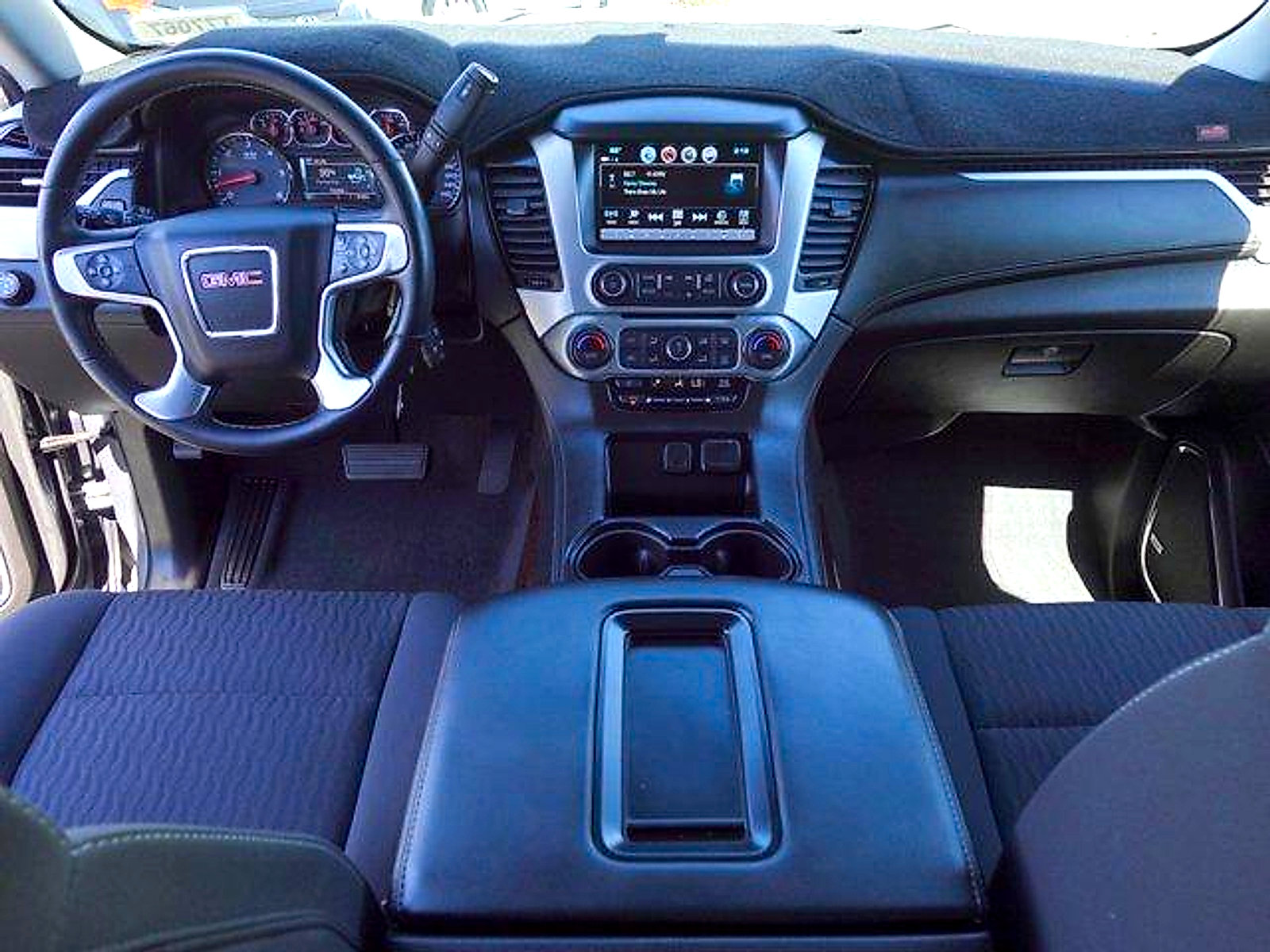 Used 2019 GMC Yukon SLE AWD/4WD image 11