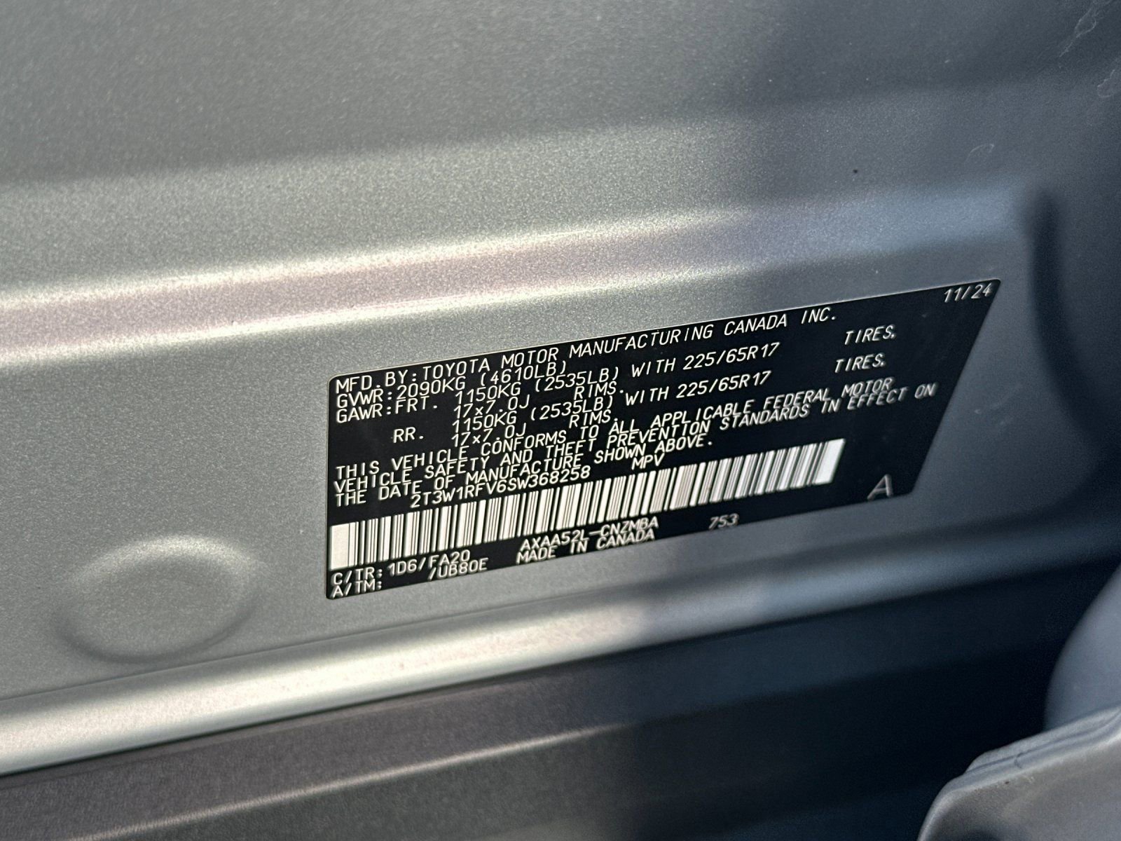 Used 2025 Toyota RAV4 XLE FWD image 27