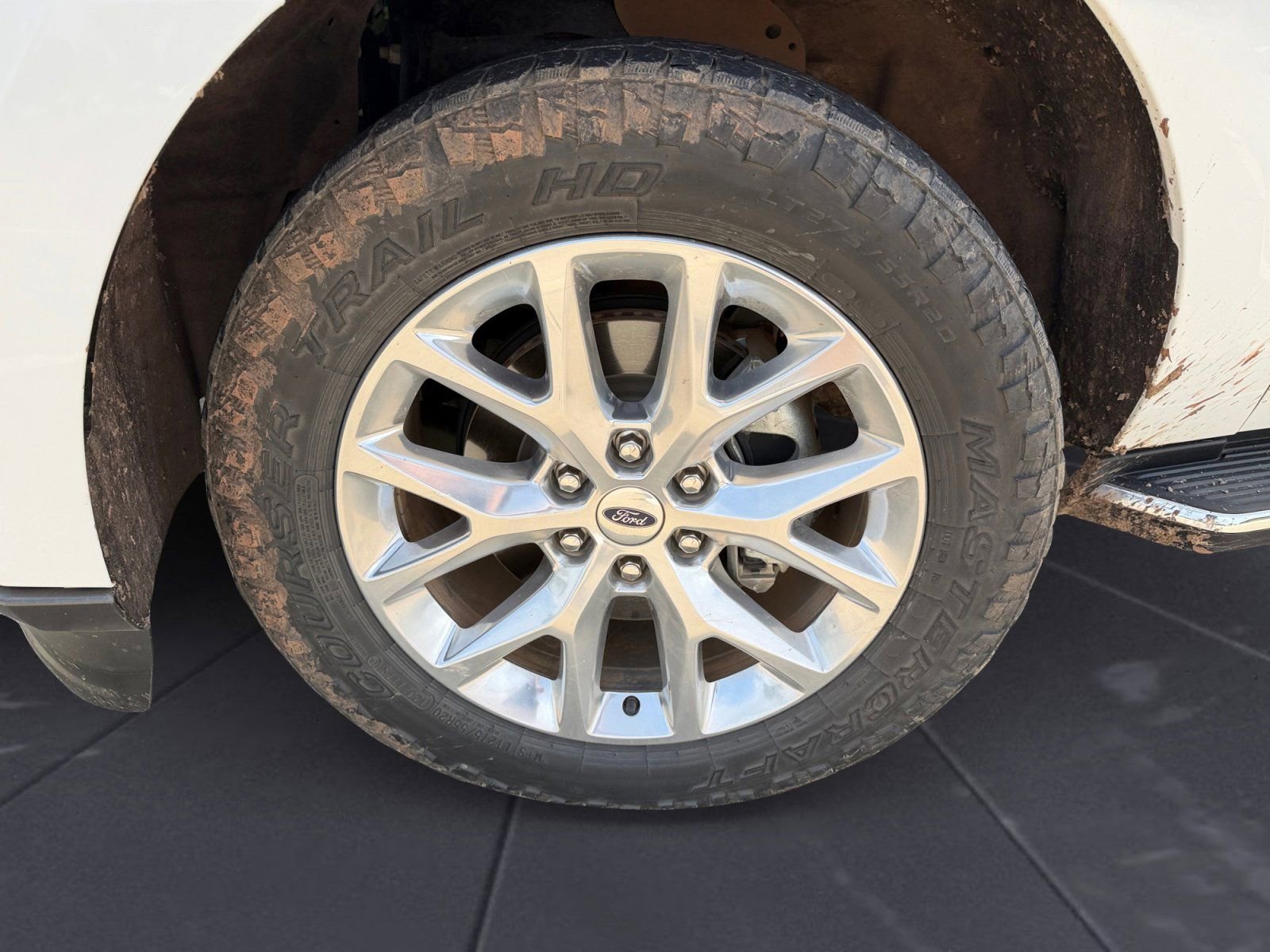Used 2021 Ford Expedition XLT AWD/4WD image 14