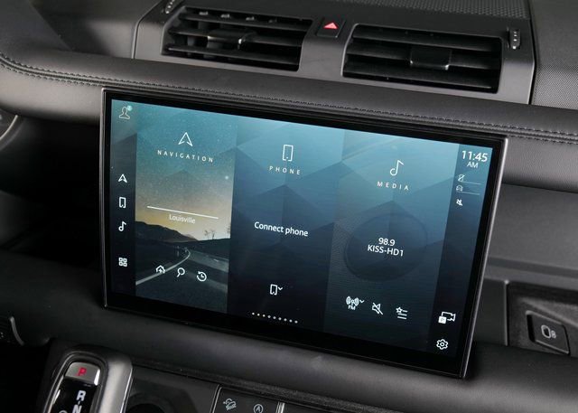 Used 2025 Land Rover Defender 110 S image 16