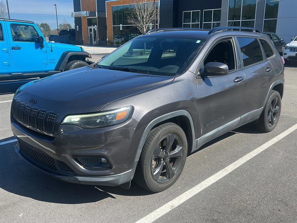 Used 2020 Jeep Cherokee Latitude Plus image 4