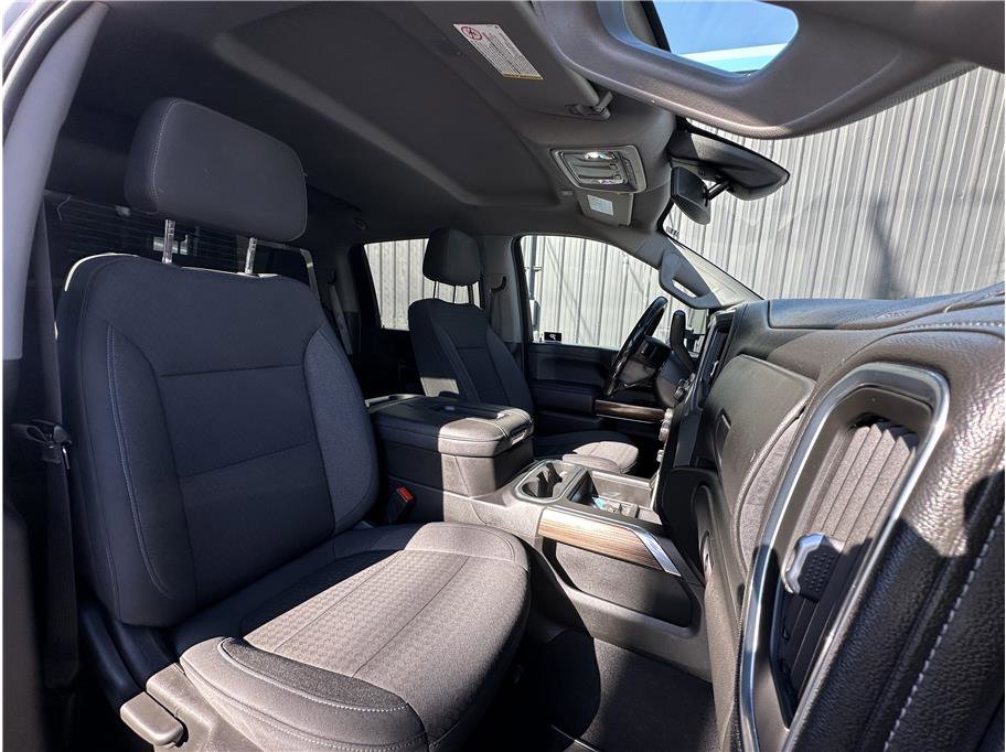 Used 2021 Chevrolet Silverado 2500 LT w/ Convenience Package image 4