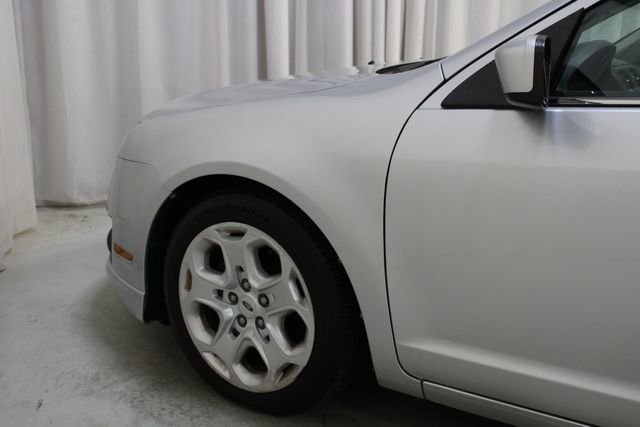 Used 2011 Ford Fusion SE FWD image 27