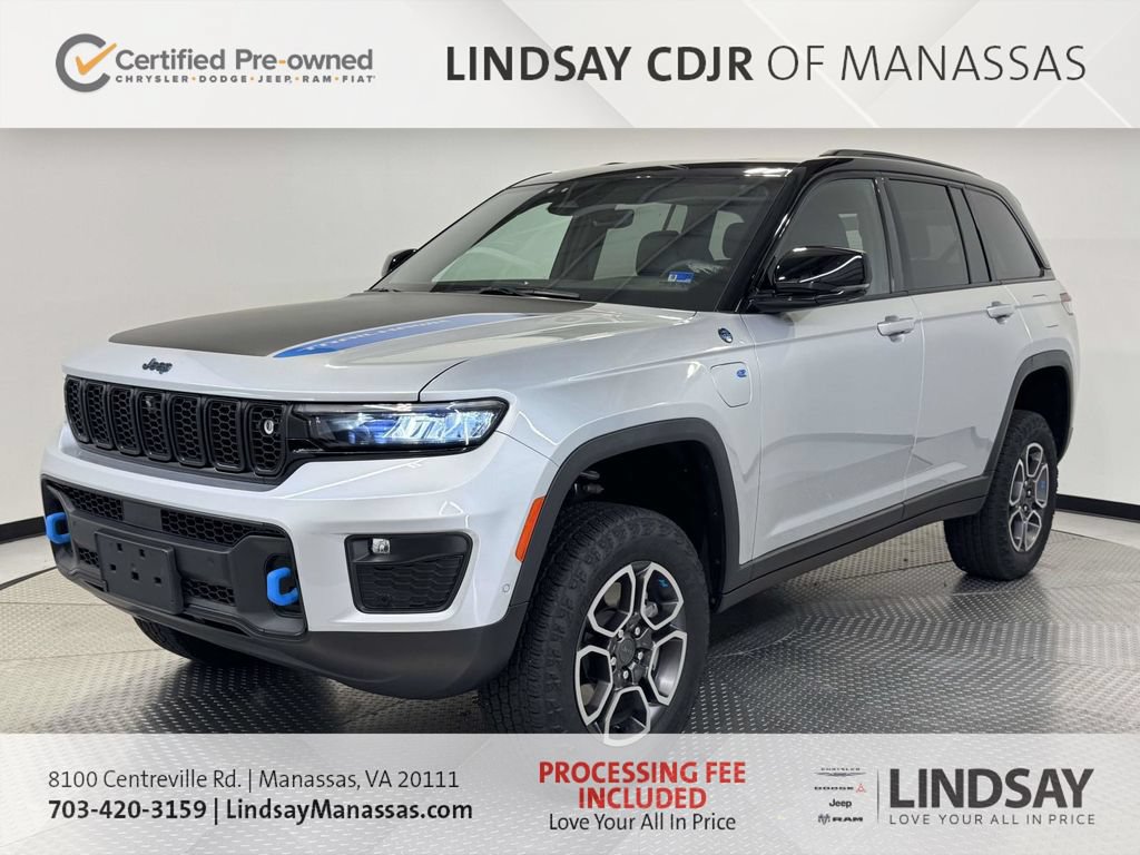 Used 2024 Jeep Grand Cherokee Trailhawk w/ Advanced Protech Group II AWD/4WD image 5
