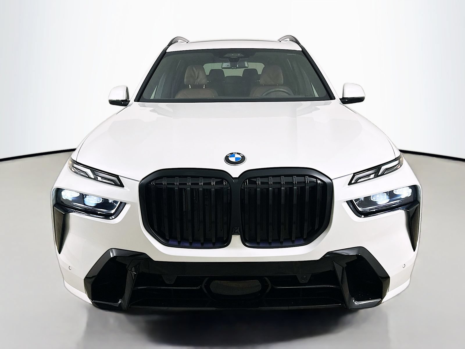 New 2027 BMW X7 xDrive40i w/ M Sport Package AWD/4WD image 2